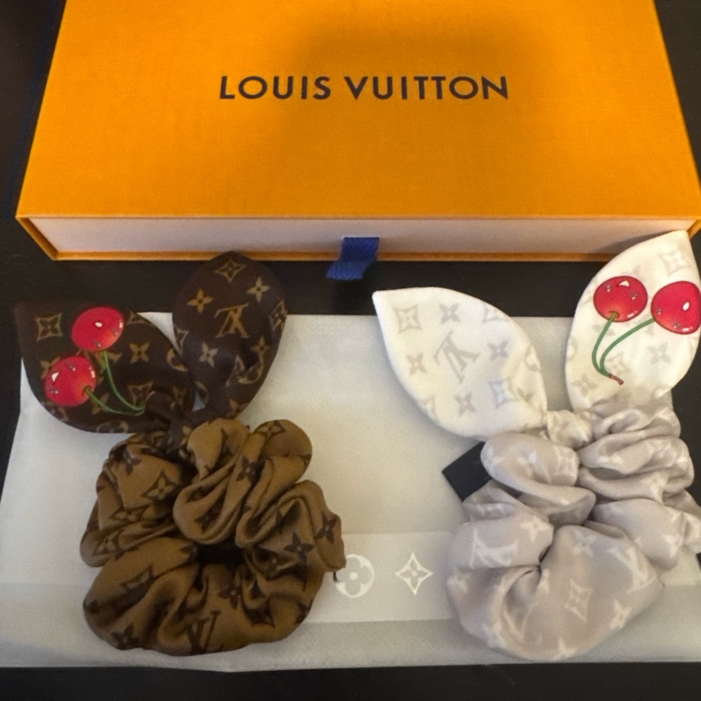 New! Louis Vuitton x Murakami collection 🍒hair scrunchies!! 2025